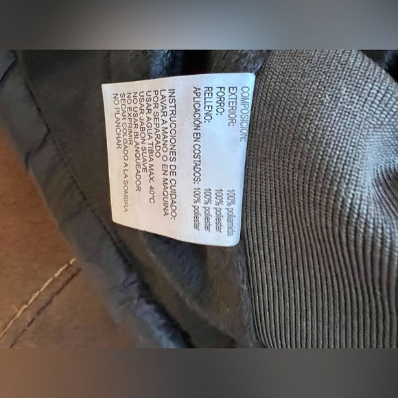 NWT Hypoallergenic polyblend filled winter ski vest. Large - Picture 6 of 6